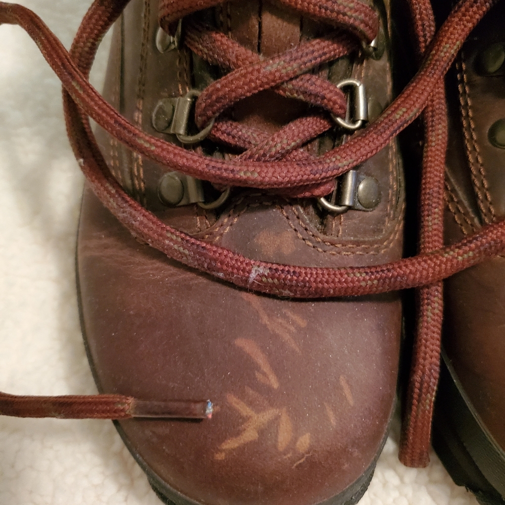 Womens Vintage Timberland Boots. Size 9.5 M. NWOT.  Brown - Picture 2 of 7